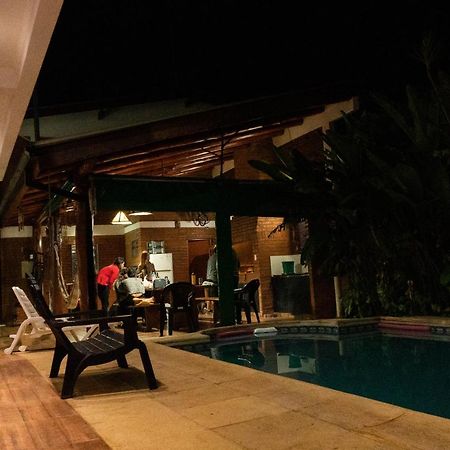 Managua Apart Hotel Puerto Iguazú Buitenkant foto