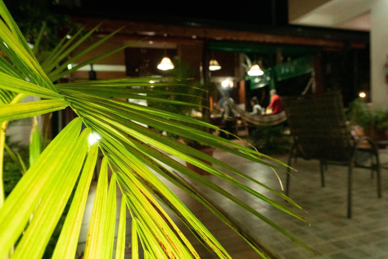 Managua Apart Hotel Puerto Iguazú Buitenkant foto